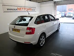 Used 2016 Skoda Rapid Spaceback Se Tech White - Interior and Exterior details 8