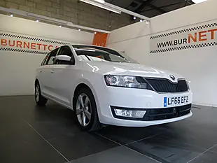 Used 2016 Skoda Rapid Spaceback Se Tech White - Interior and Exterior details 9