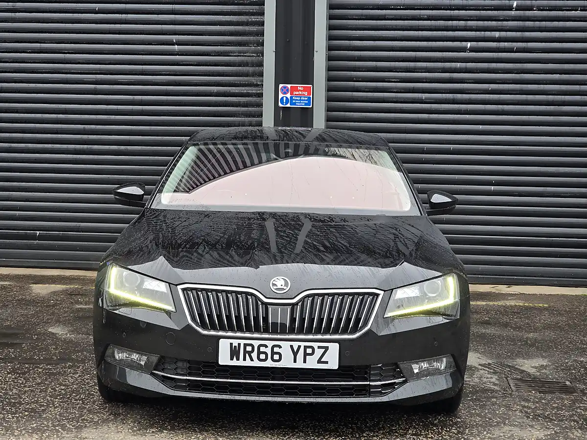 Used 2016 Skoda Superb Laurin & Klement Black - Interior and Exterior details 5
