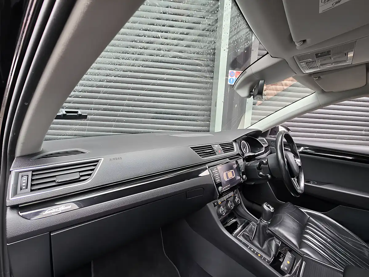 Used 2016 Skoda Superb Laurin & Klement Black - Interior and Exterior details 9