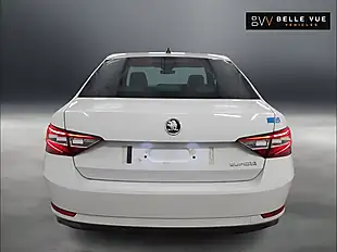 Used 2016 Skoda Superb Laurin & Klement Moon White - Interior and Exterior details 19