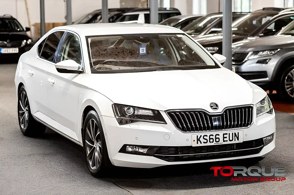 Used 2016 Skoda Superb Laurin & Klement White - Interior and Exterior details 3