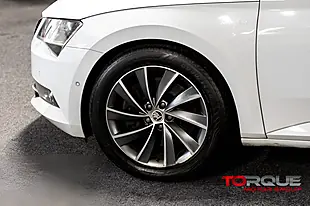 Used 2016 Skoda Superb Laurin & Klement White - Interior and Exterior details 4
