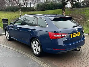 Used 2016 Skoda Superb Se Blue - Interior and Exterior details 10