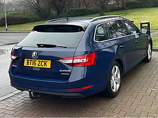 Used 2016 Skoda Superb Se Blue - Interior and Exterior details 14