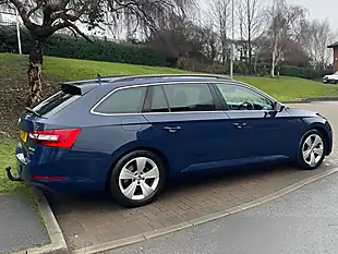 Used 2016 Skoda Superb Se Blue - Interior and Exterior details 17