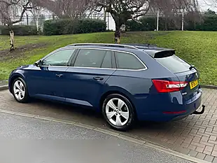 Used 2016 Skoda Superb Se Blue - Interior and Exterior details 9