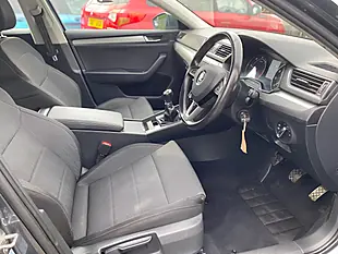 Used 2016 Skoda Superb Se Grey - Interior and Exterior details 12