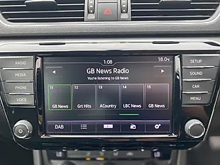 Used 2016 Skoda Superb Se Grey - Interior and Exterior details 17