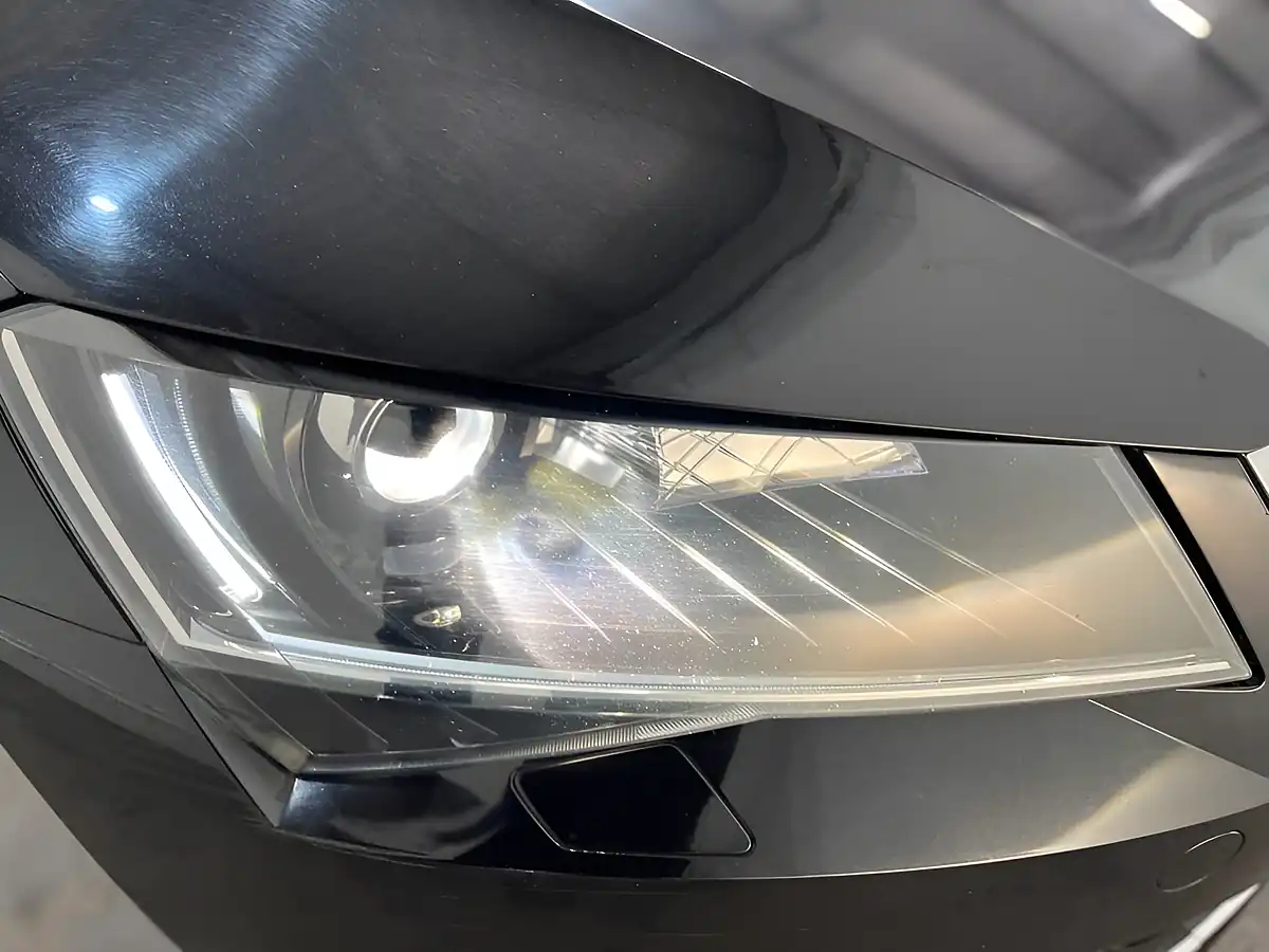 Used 2016 Skoda Superb Se L Executive Black - Interior and Exterior details 8