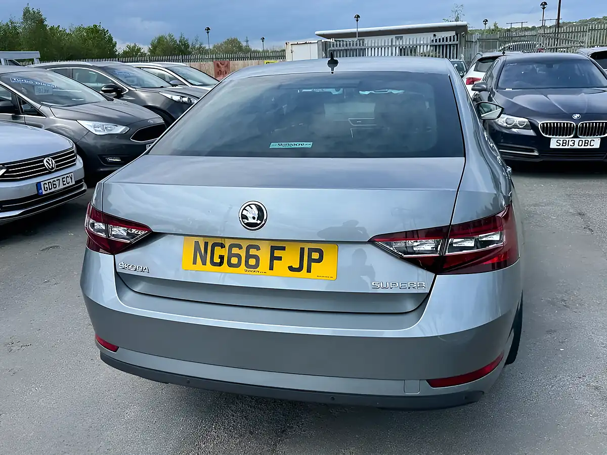 Used 2016 Skoda Superb Se L Executive Edition Grey - Interior and Exterior details 12