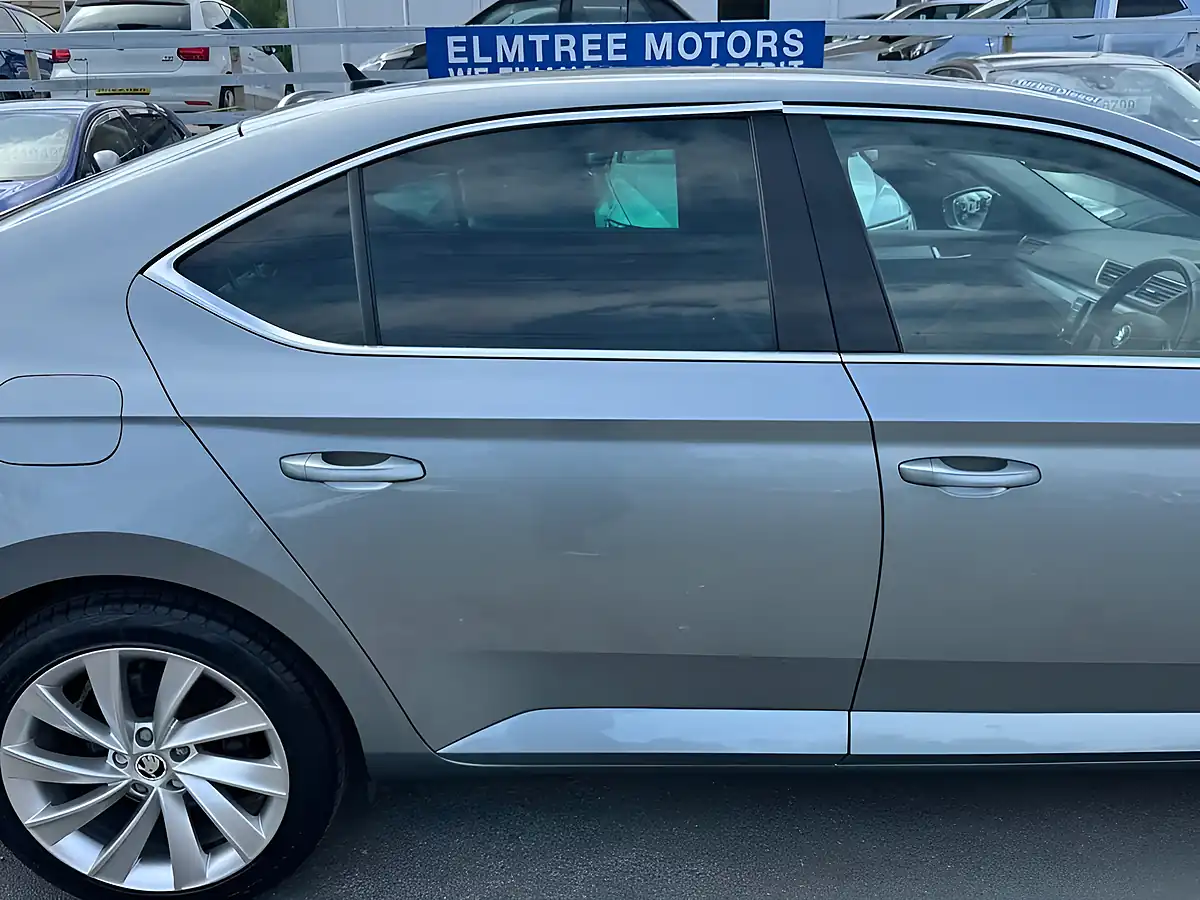 Used 2016 Skoda Superb Se L Executive Edition Grey - Interior and Exterior details 18