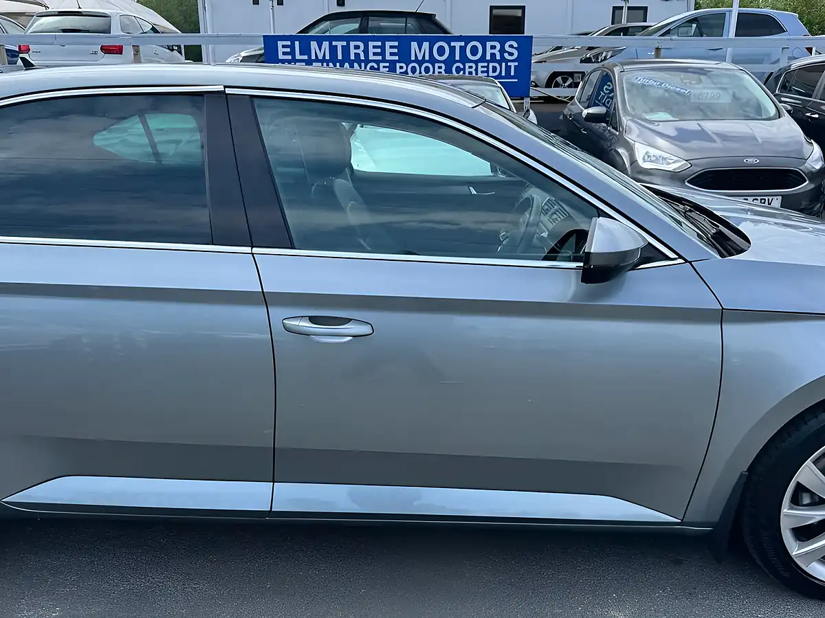 Used 2016 Skoda Superb Se L Executive Edition Grey - Interior and Exterior details 20