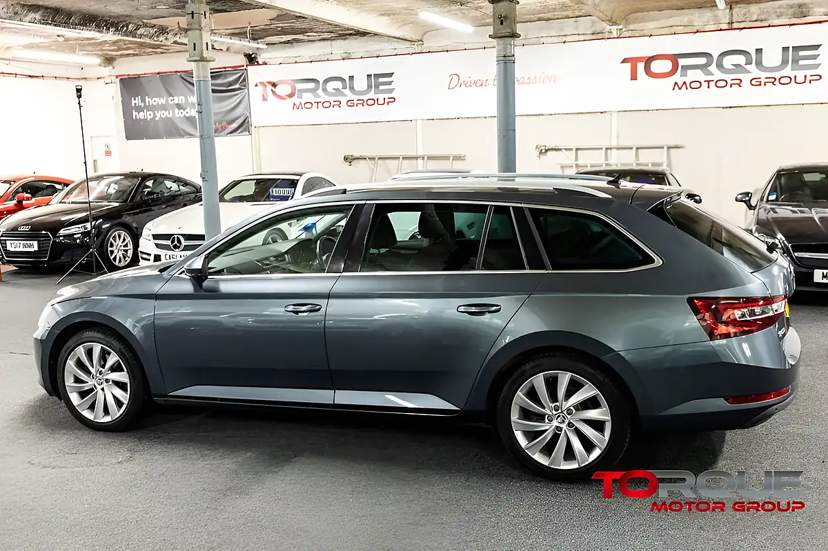 Used 2016 Skoda Superb Se L Executive Grey - Interior and Exterior details 11