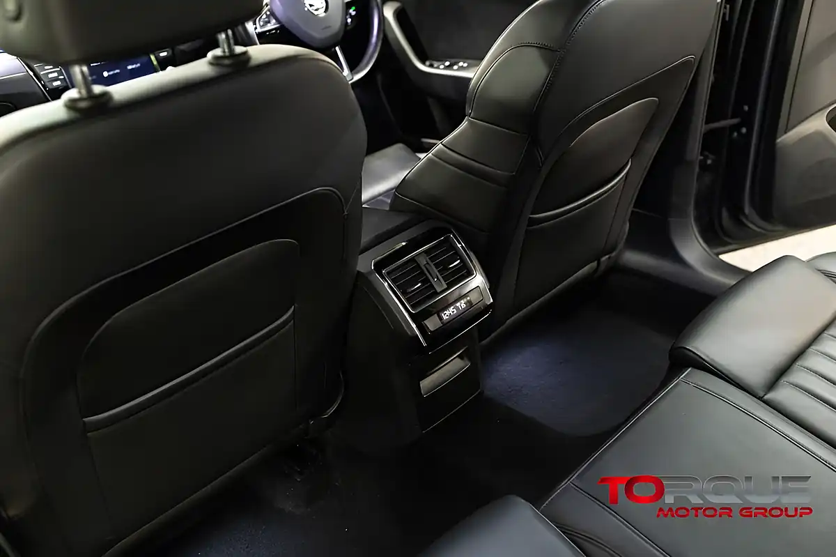 Used 2016 Skoda Superb Se L Executive Grey - Interior and Exterior details 18