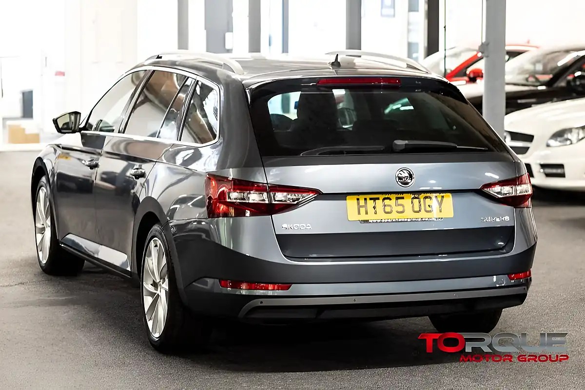 Used 2016 Skoda Superb Se L Executive Grey - Interior and Exterior details 4