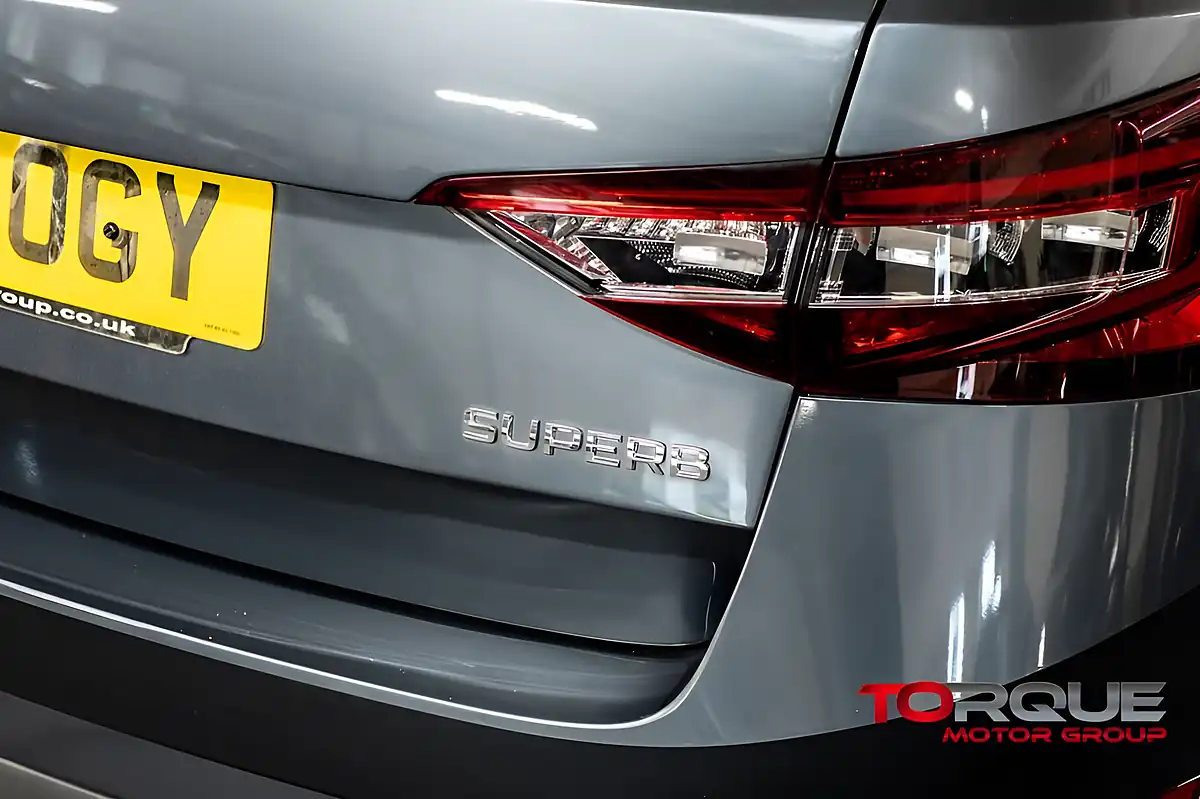 Used 2016 Skoda Superb Se L Executive Grey - Interior and Exterior details 6