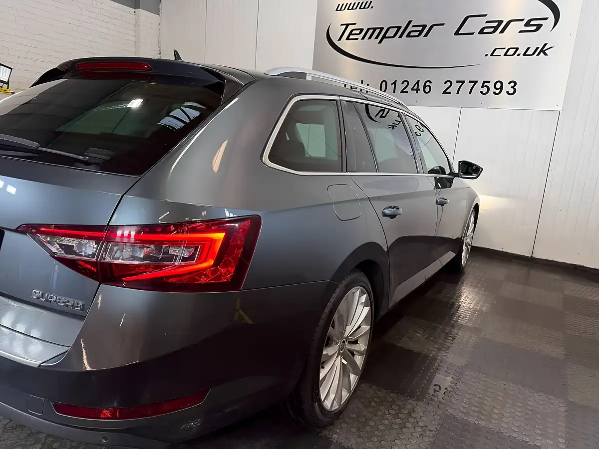 Used 2016 Skoda Superb Se L Executive Grey - Interior and Exterior details 10