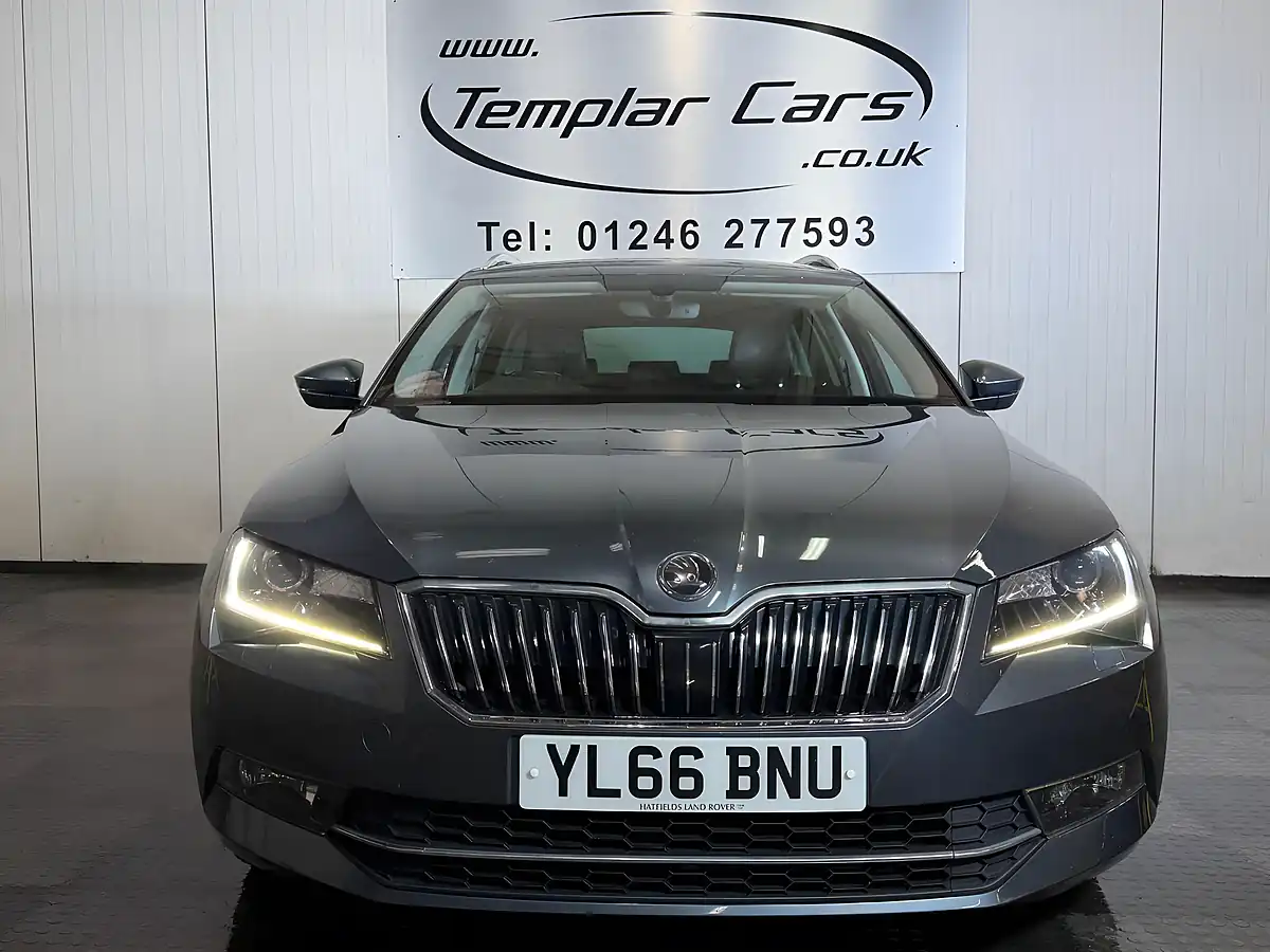 Used 2016 Skoda Superb Se L Executive Grey - Interior and Exterior details 5