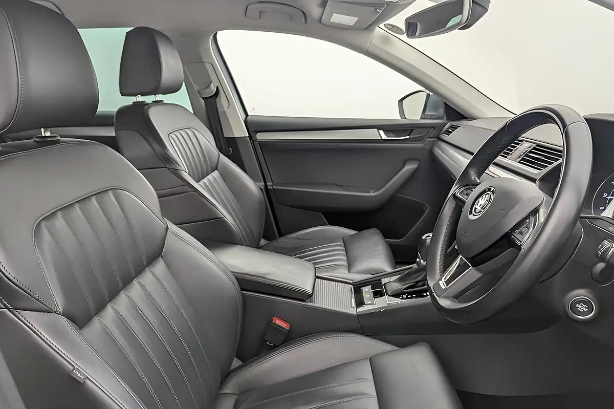 Used 2016 Skoda Superb Se L Executive Grey - Interior and Exterior details 2
