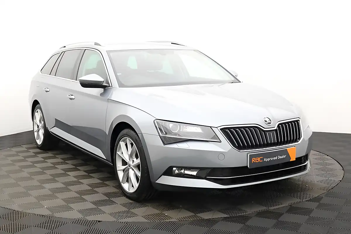 Used 2016 Skoda Superb Se L Executive Grey - Interior and Exterior details 8
