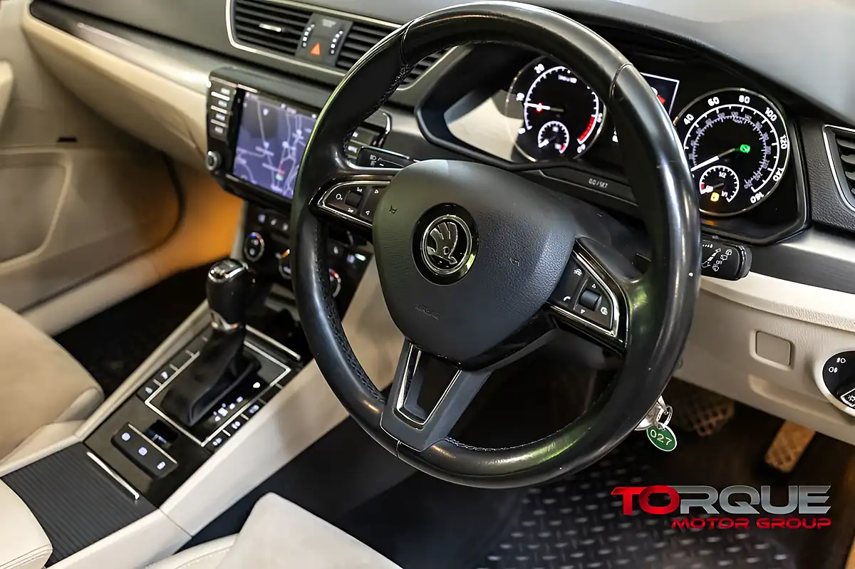 Used 2016 Skoda Superb Se L Executive Magic Black Metallic - Interior and Exterior details 17