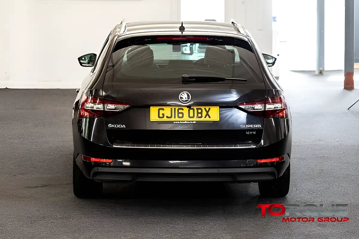 Used 2016 Skoda Superb Se L Executive Magic Black Metallic - Interior and Exterior details 8