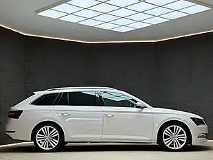 Used 2016 Skoda Superb Se L Executive White - Interior and Exterior details 11