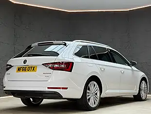 Used 2016 Skoda Superb Se L Executive White - Interior and Exterior details 12