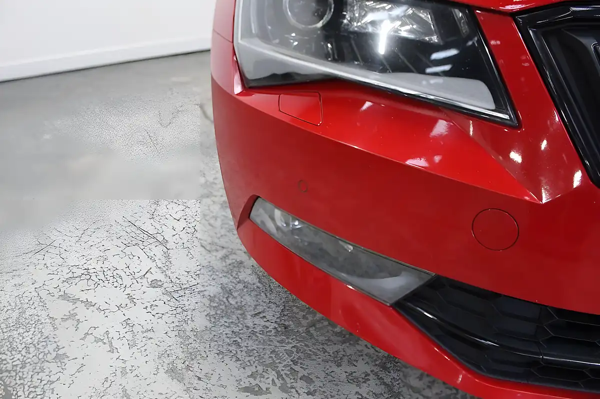 Used 2016 Skoda Superb Sportline Red - Interior and Exterior details 11