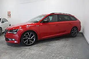 Used 2016 Skoda Superb Sportline Red - Interior and Exterior details 4