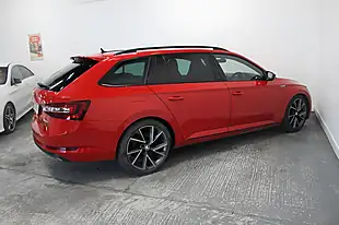 Used 2016 Skoda Superb Sportline Red - Interior and Exterior details 8