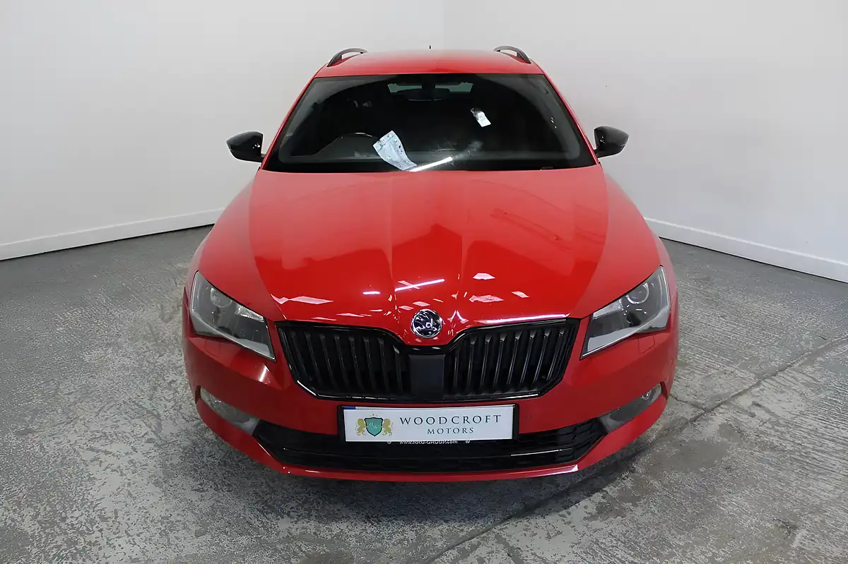 Used 2016 Skoda Superb Sportline Red - Interior and Exterior details 9