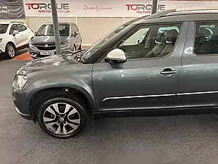 Used 2016 Skoda Yeti Laurin & Klement Outdoor Grey - Interior and Exterior details 5