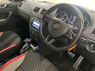 Used 2016 Skoda Yeti Monte Carlo Red - Interior and Exterior details 3