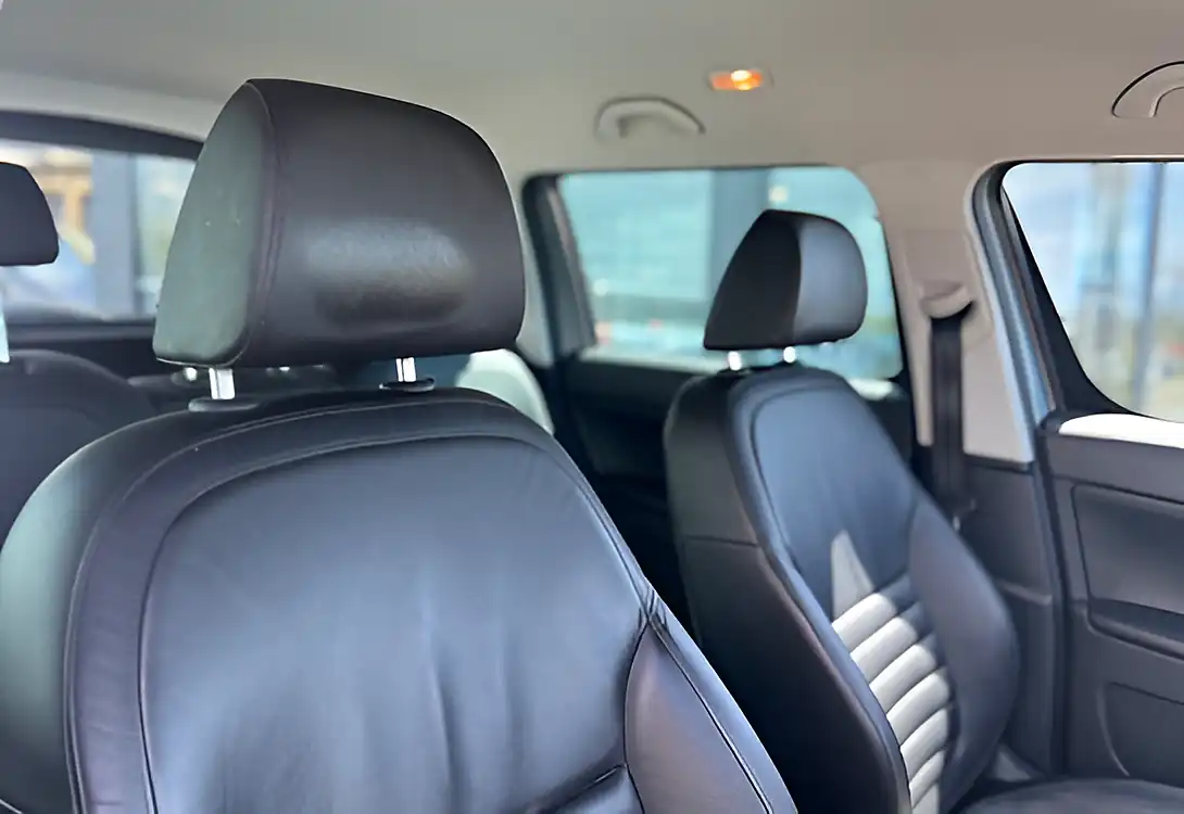 Used 2016 Skoda Yeti Outdoor Se L Business Grey Metallic - Interior and Exterior details 13