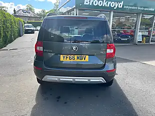 Used 2016 Skoda Yeti Outdoor Se L Grey - Interior and Exterior details 6
