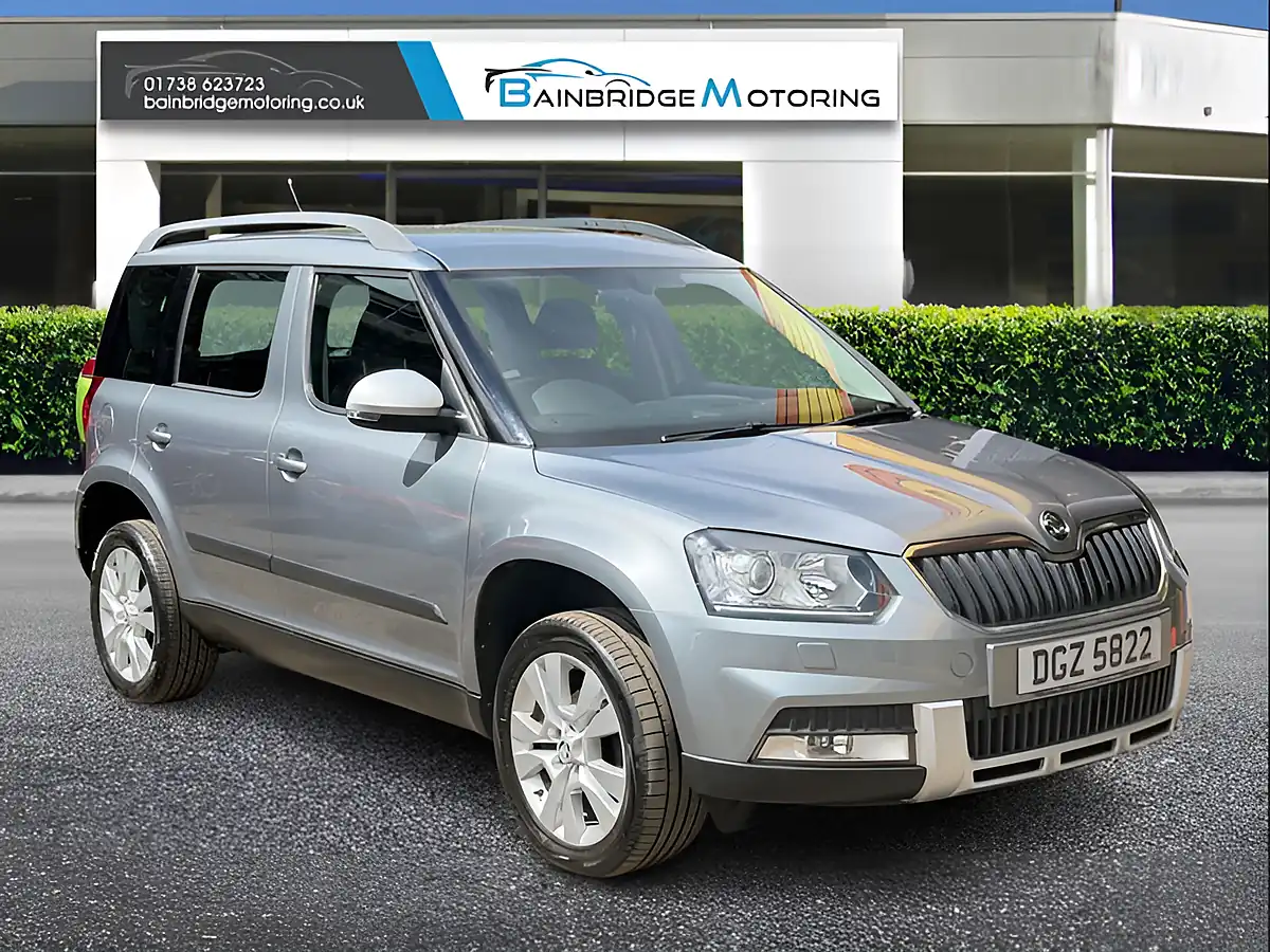 Used 2016 Skoda Yeti Outdoor Se L Grey - Front View