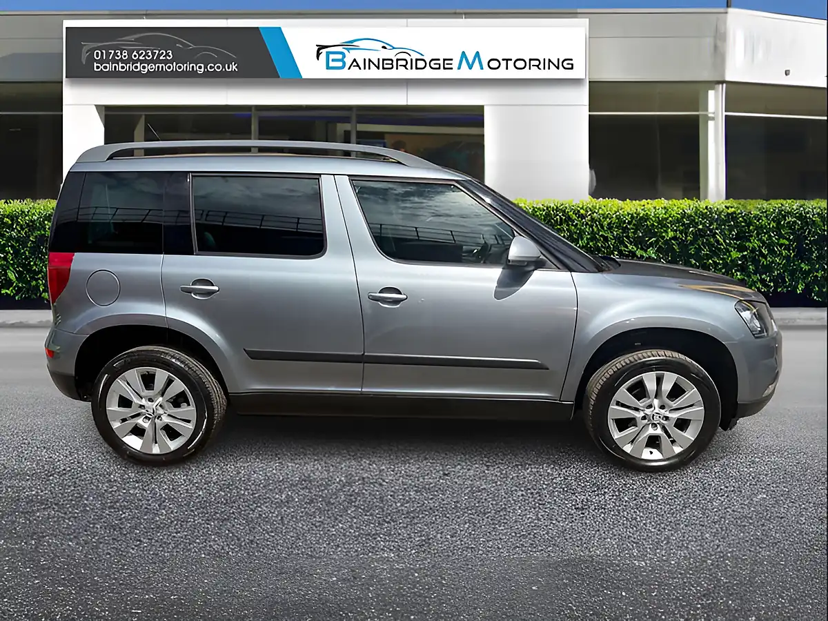 Used 2016 Skoda Yeti Outdoor Se L Grey - Interior and Exterior details 2