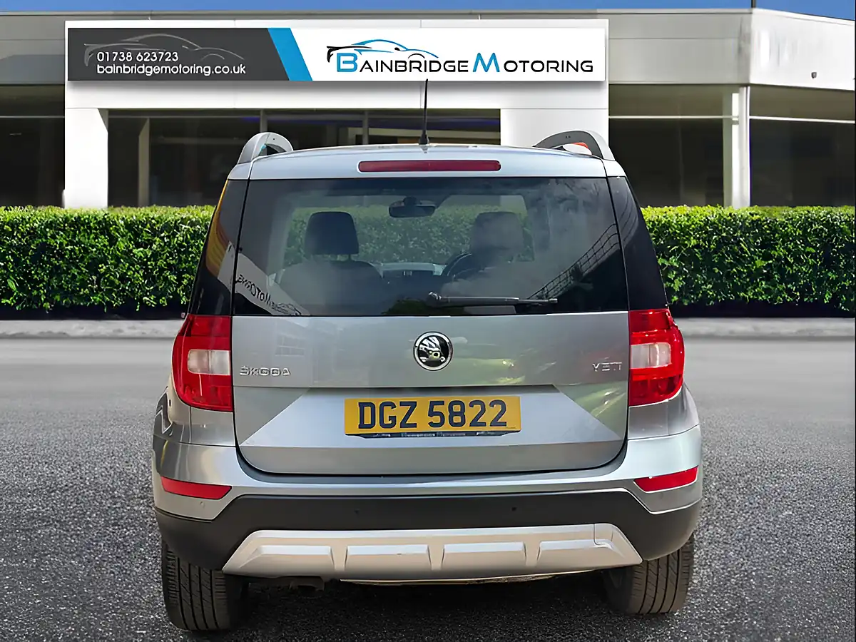 Used 2016 Skoda Yeti Outdoor Se L Grey - Interior and Exterior details 4