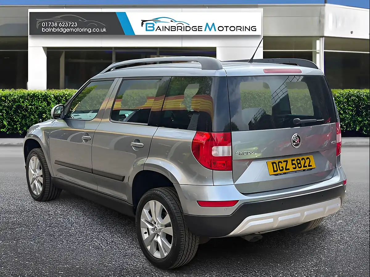 Used 2016 Skoda Yeti Outdoor Se L Grey - Interior and Exterior details 5