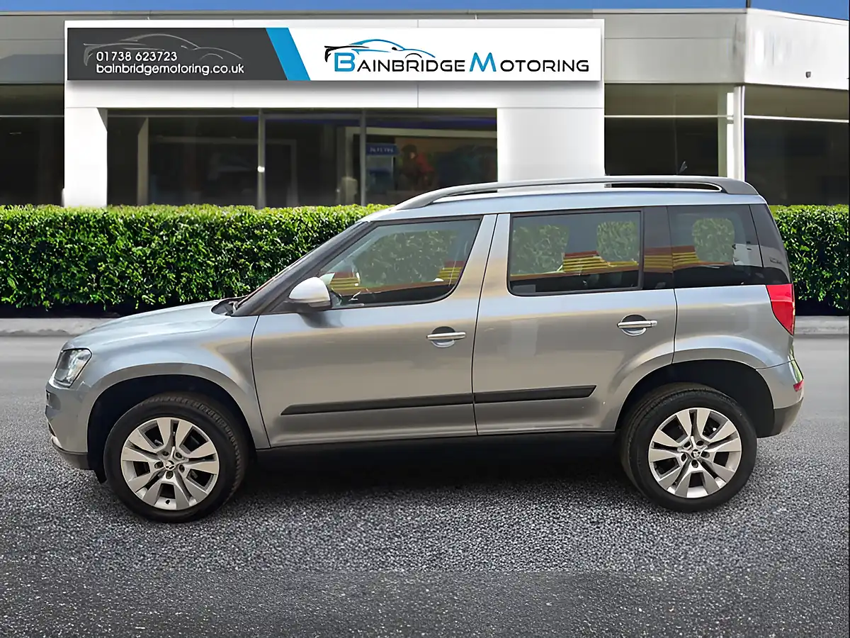 Used 2016 Skoda Yeti Outdoor Se L Grey - Interior and Exterior details 6