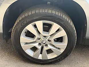Used 2016 Skoda Yeti Outdoor Se L Grey - Interior and Exterior details 9