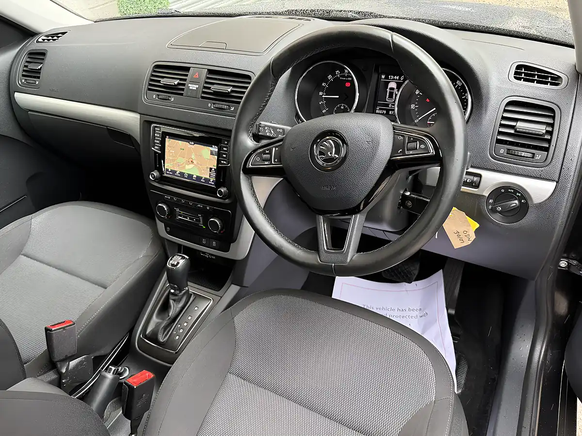 Used 2016 Skoda Yeti Se Business Black - Interior and Exterior details 12