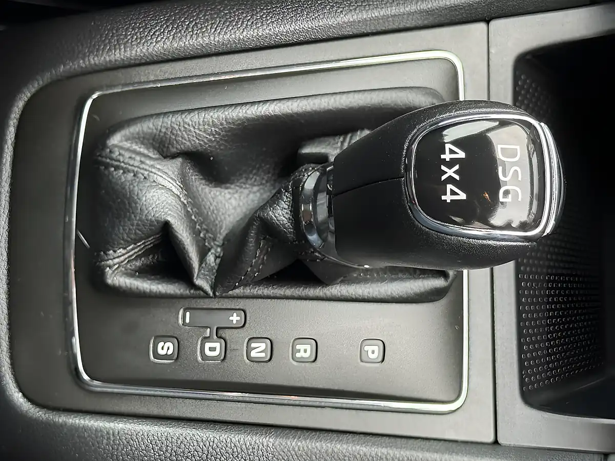 Used 2016 Skoda Yeti Se Business Black - Interior and Exterior details 15