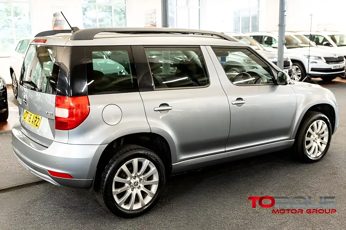 Used 2016 Skoda Yeti Se L Grey - Interior and Exterior details 13