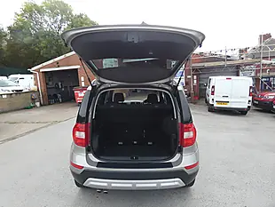 Used 2016 Skoda Yeti Se L Outdoor Beige - Interior and Exterior details 3