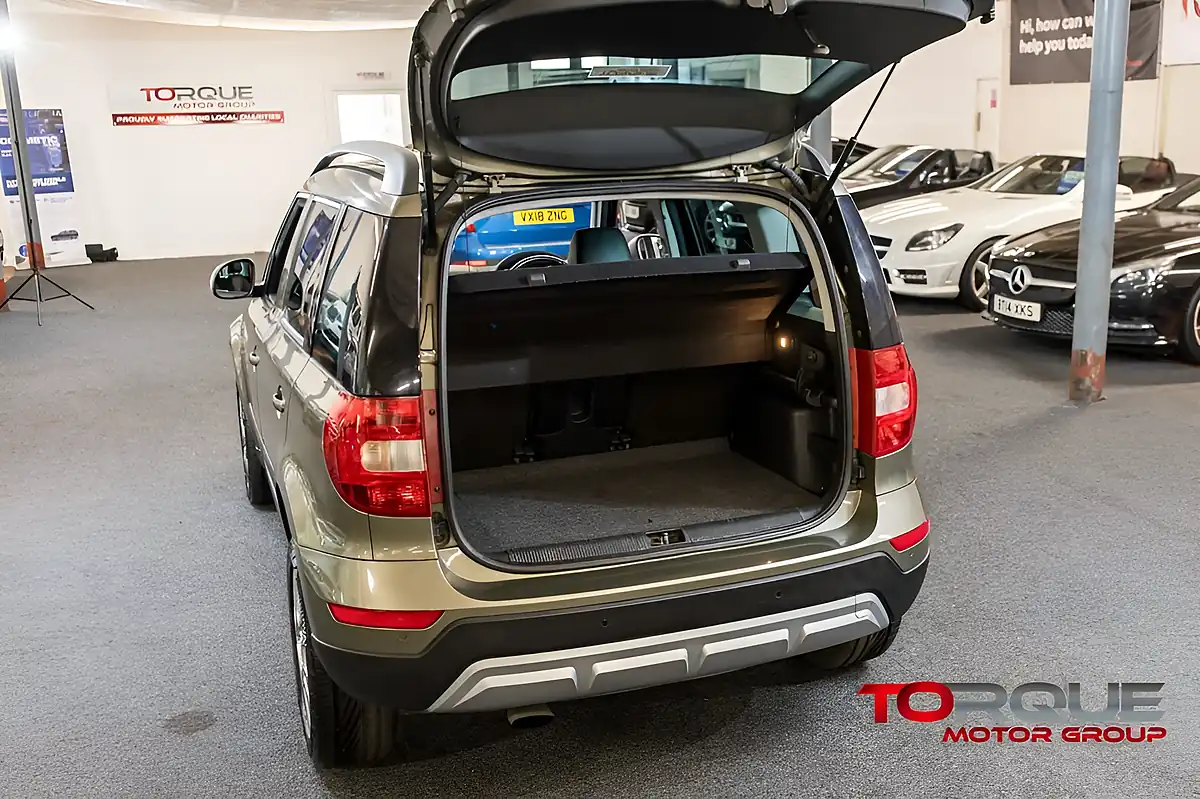 Used 2016 Skoda Yeti Se L Outdoor Green - Interior and Exterior details 20
