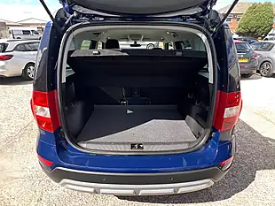 Used 2016 Skoda Yeti Se L Outdoor Pacific Blue - Interior and Exterior details 16
