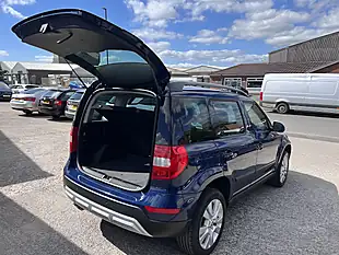 Used 2016 Skoda Yeti Se L Outdoor Pacific Blue - Interior and Exterior details 17
